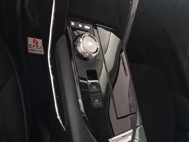 Haval H6 — Фото автомобиля 15