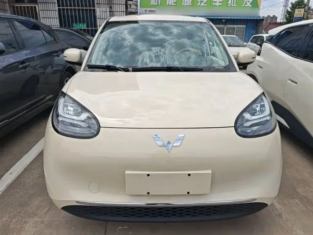 Wuling Bingo — Фото автомобиля 2