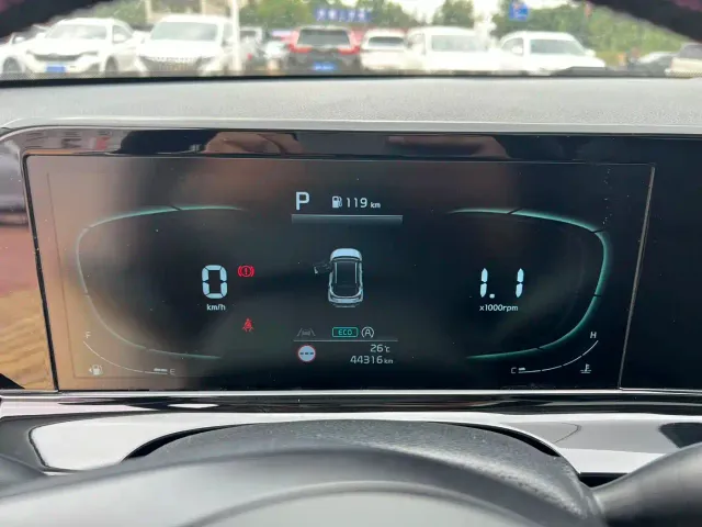 Kia Seltos — Фото автомобиля 10