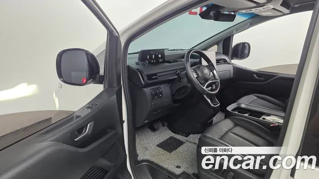 Hyundai Staria — Фото автомобиля 15