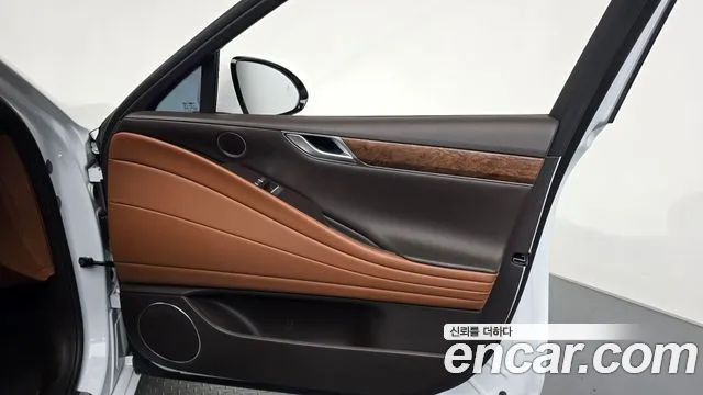 Genesis G80 Бензин 2.5 турбо 2WD — Фото автомобиля 24