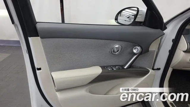 Genesis GV60 — Фото автомобиля 21