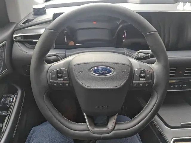 Ford Edge — Фото автомобиля 15