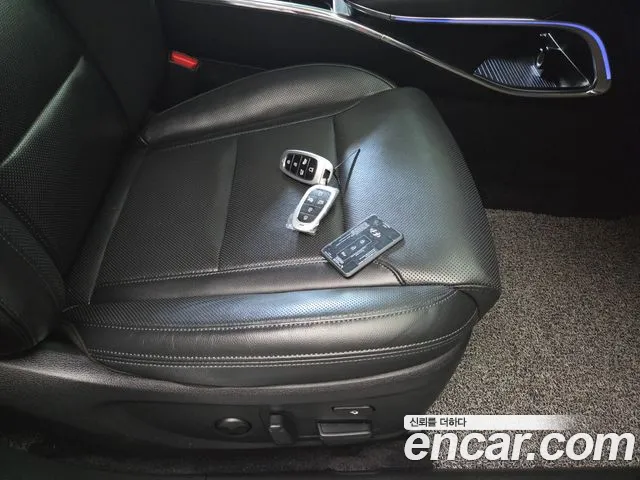 Hyundai Grandeur Grandeur (New) — Фото автомобиля 11