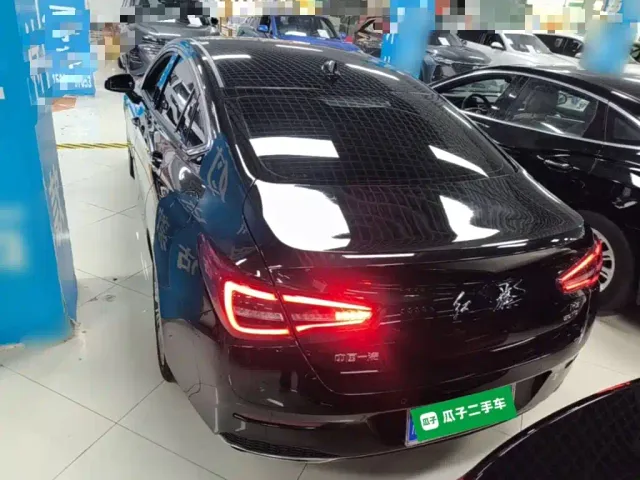 Hongqi H5 — Фото автомобиля 5