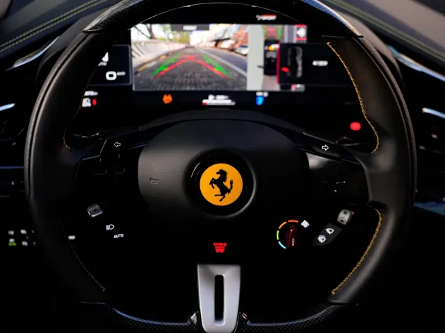 Ferrari Purosangue — Фото автомобиля 16