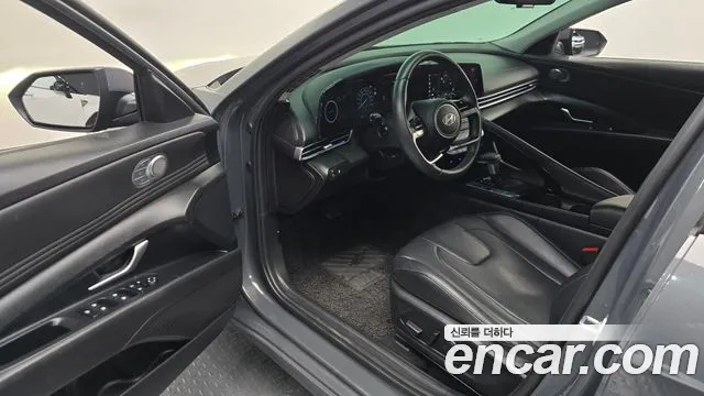 Hyundai AVANTE Новый Avante (CN7) — Фото автомобиля 10