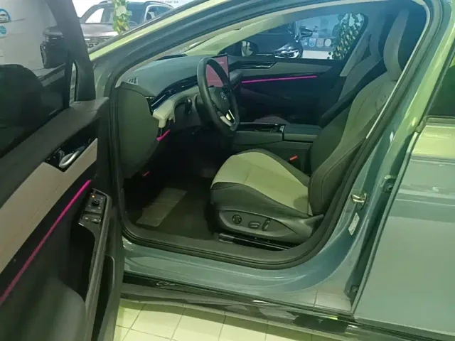 Volkswagen ID.7 Vizzion — Фото автомобиля 14
