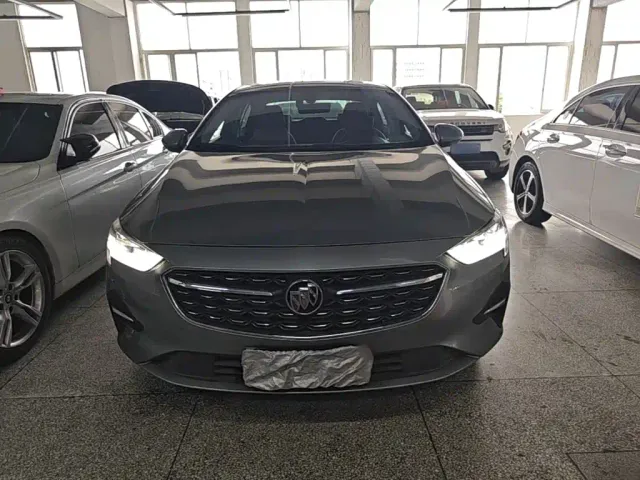 Buick Regal — Фото автомобиля 2