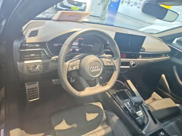 Audi A4L — Фото автомобиля 9