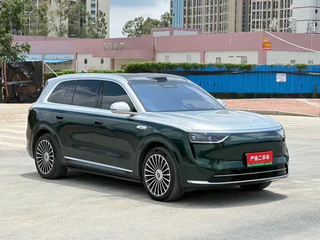 Aito M8 — Фото автомобиля 3