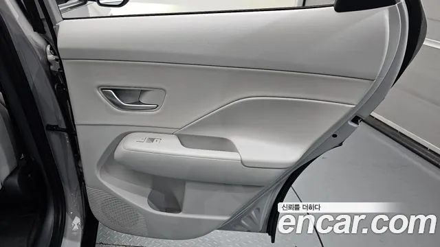 Hyundai Kona — Фото автомобиля 14