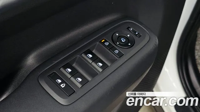 Hyundai Santa Fe MX5 — Фото автомобиля 15