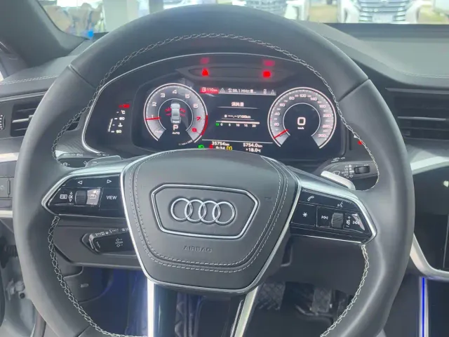 Audi A7L — Фото автомобиля 19