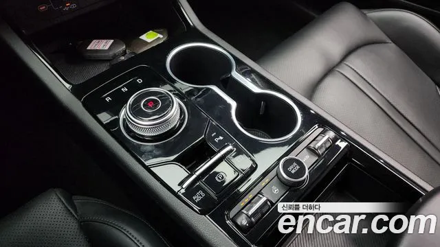 Kia K5 Новый K5 3 поколение 2.0 LPi(Для проката) — Фото автомобиля 9