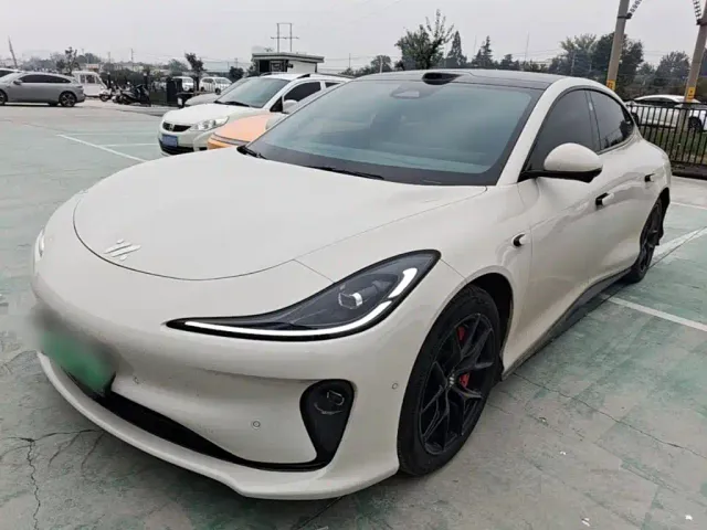 Фотография автомобиля — IM Motors L6