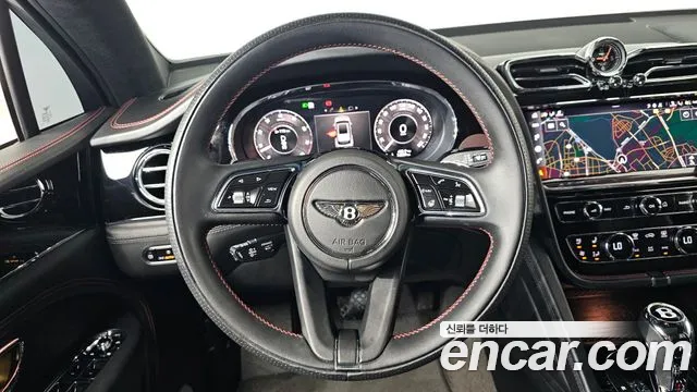 Bentley Bentayga Bentayga 4.0 V8 Base — Фото автомобиля 11