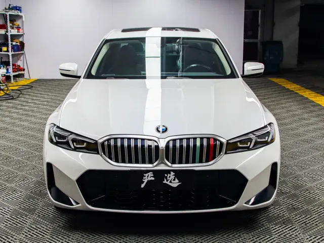 BMW 3 Series — Фото автомобиля 2