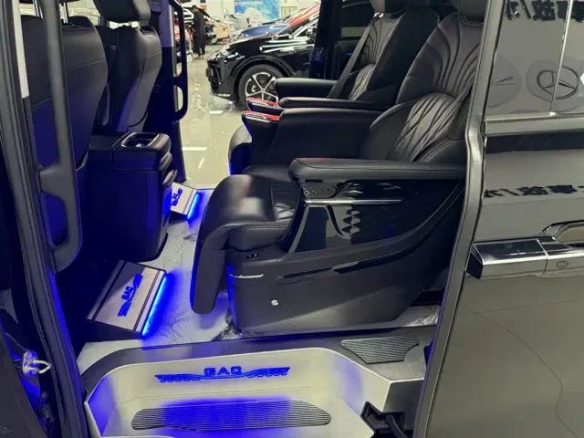 GAC Trumpchi M8 — Фото автомобиля 22