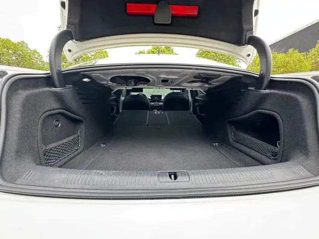 Audi Audi A4L 2023 40 TFSI Luxury Sport — Фото автомобиля 27