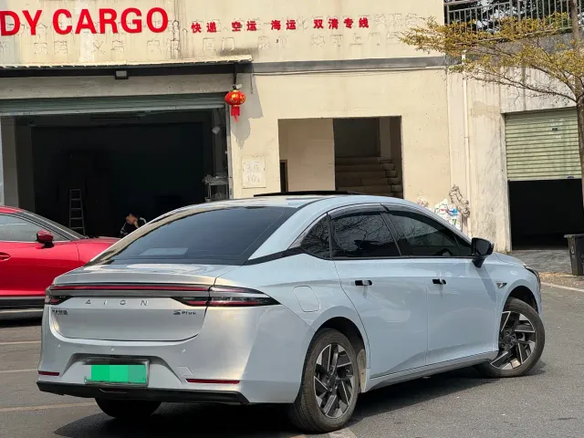 GAC Aion S Plus — Фото автомобиля 9