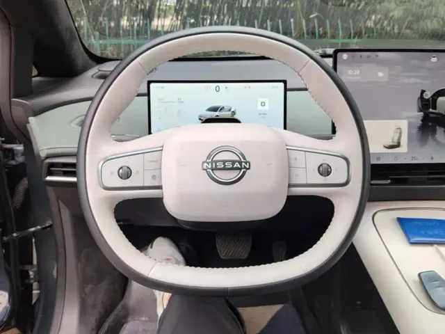 Nissan N7 — Фото автомобиля 15