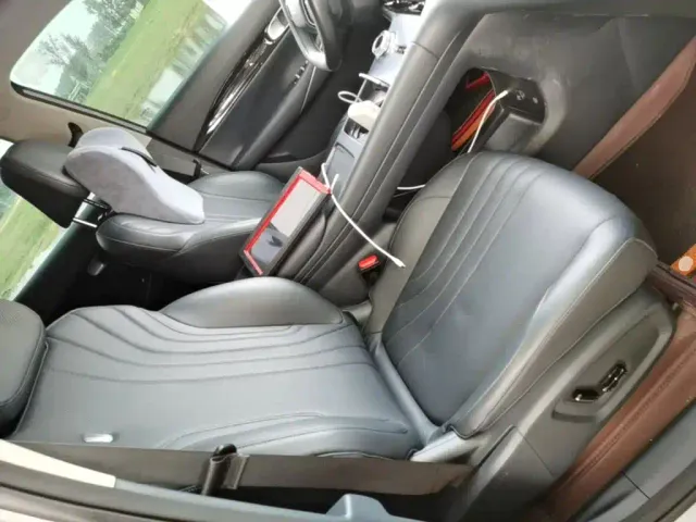 Geely Galaxy E5 — Фото автомобиля 24