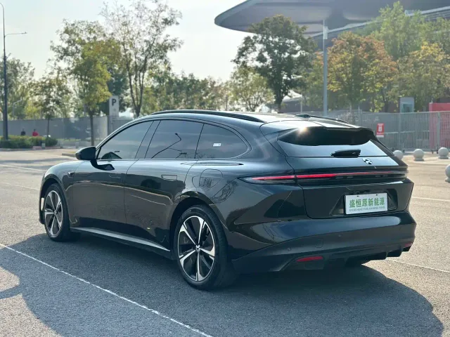Nio ET5 Touring — Фото автомобиля 18