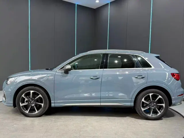 Audi Q3 — Фото автомобиля 5