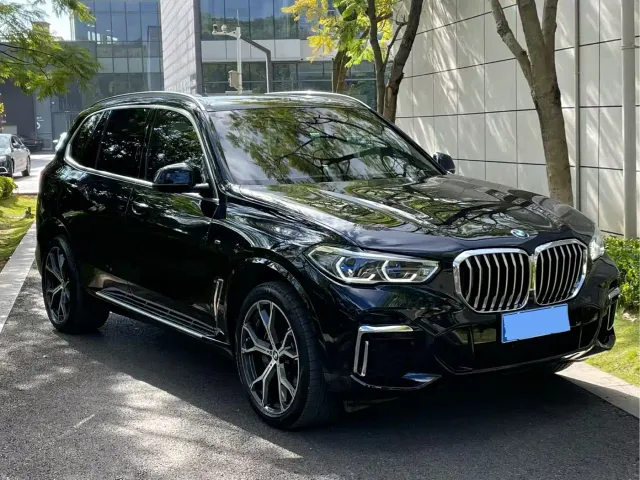BMW X5 — Фото автомобиля 3