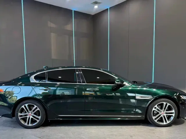 Jaguar XEL — Фото автомобиля 4