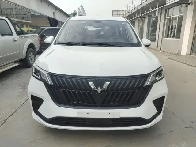 Wuling Motors Wuling Jiachen 2022 1.5L Manual Joy Elite — Фото автомобиля 2
