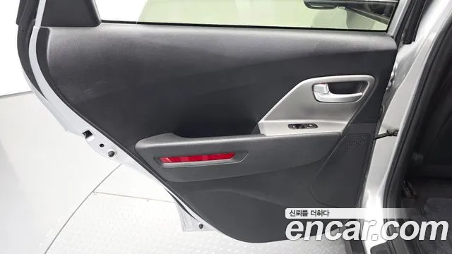Kia Niro Niro Plus Air — Фото автомобиля 25