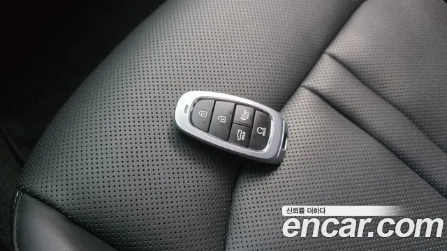 Hyundai Sonata — Фото автомобиля 30