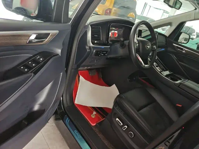 GAC Trumpchi M8 — Фото автомобиля 15