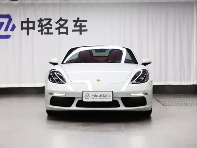 Porsche 718 — Фото автомобиля 2