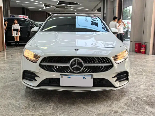 Mercedes-Benz A-Class — Фото автомобиля 2