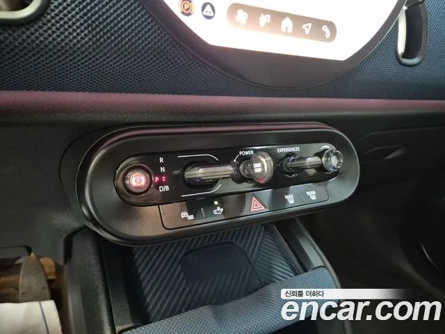 MINI Countryman Electric 3rd Gen — Фото автомобиля 8