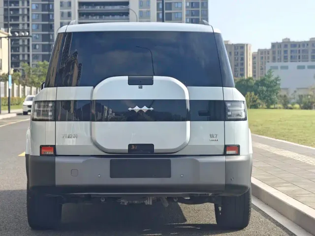 BYD FangChengBao Titanium 7 — Фото автомобиля 4