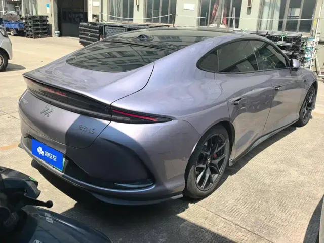 IM Motors L6 — Фото автомобиля 3