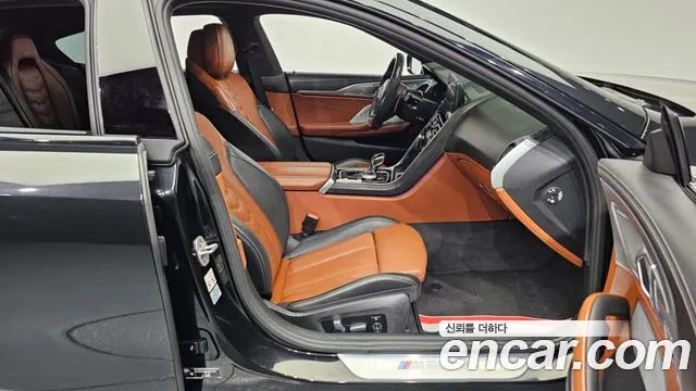 BMW 8-Series — Фото автомобиля 11