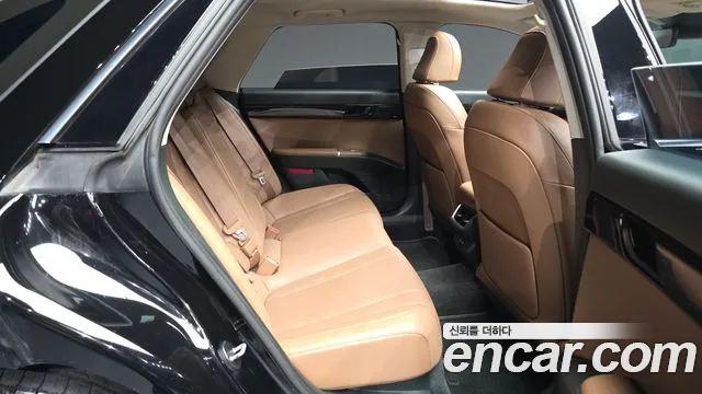 Hyundai Grandeur GN7 — Фото автомобиля 18