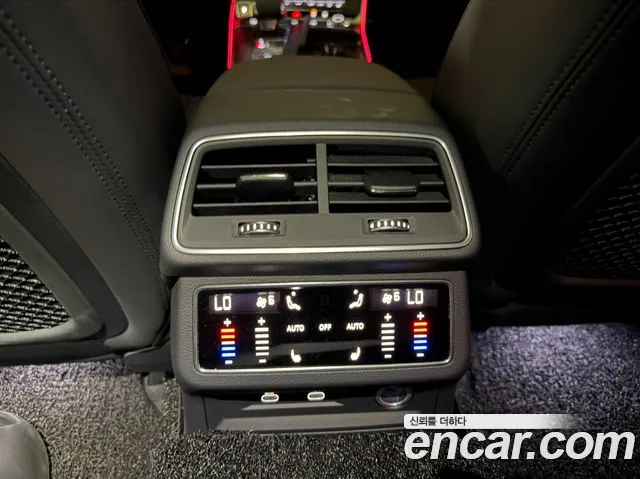 Audi A6 C8 — Фото автомобиля 11