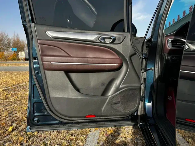 GAC Trumpchi M6 — Фото автомобиля 26