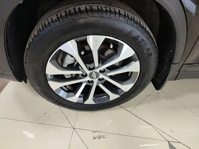 Chery Tiggo 8 — Фото автомобиля 22