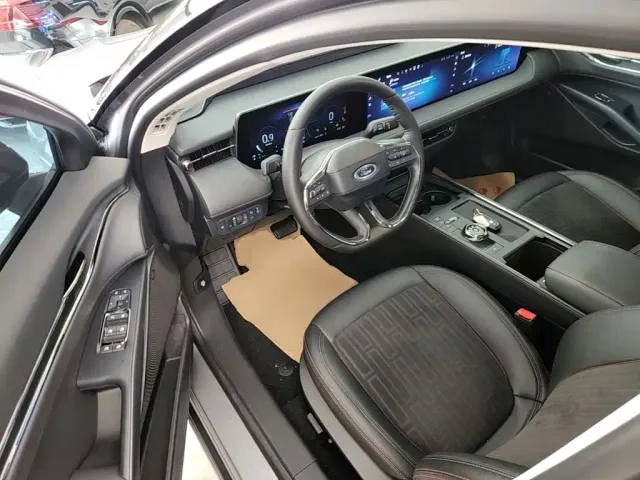 Ford Mondeo — Фото автомобиля 15