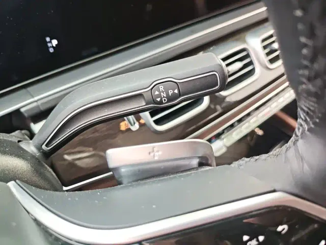 Mercedes-Benz GLE-Class — Фото автомобиля 6