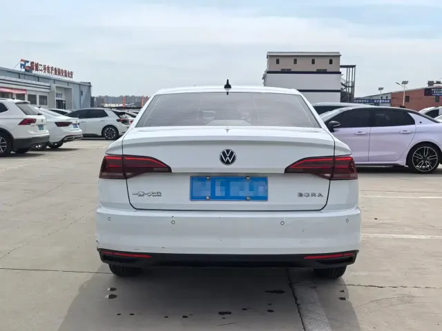 Volkswagen Bora — Фото автомобиля 5