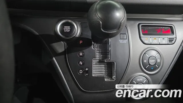 Kia RAY Новый Kia Ray Фургон — Фото автомобиля 9