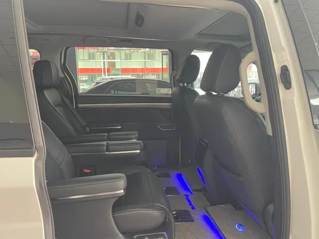 GAC Trumpchi M8 — Фото автомобиля 11